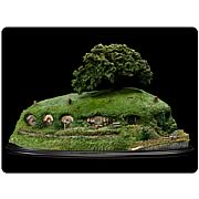 Lord of the Rings Bag End Statue
